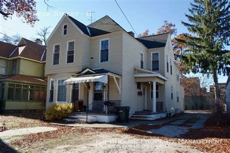 studio apartments in muskegon